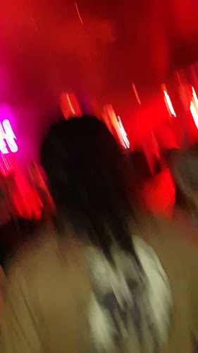 Comentarii opinii despre VINNIES DIVE BAR