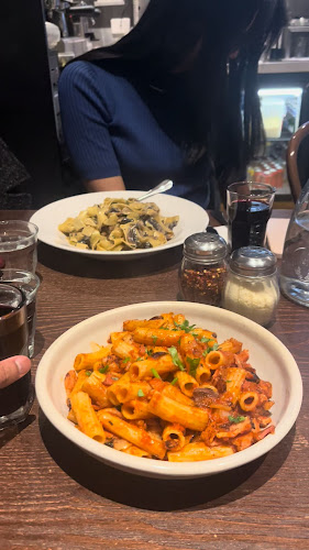 Opinii despre The Waiters Restaurant în Melbourne - Hospitality and gastronomy