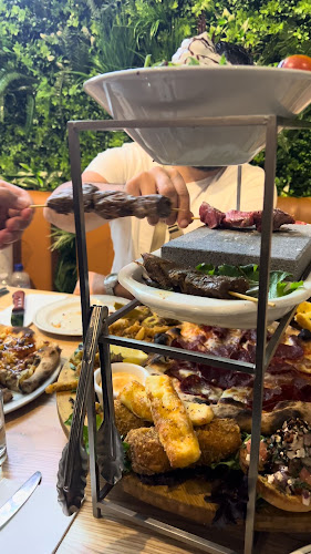 Opinii despre Old School Pizza & Stonegrill în Coburg - Hospitality and gastronomy