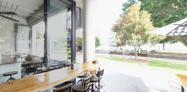 Chop 'n Chill - Hospitality and gastronomy