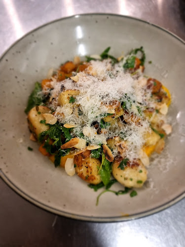 Comentarii opinii despre The Tramp Trattoria