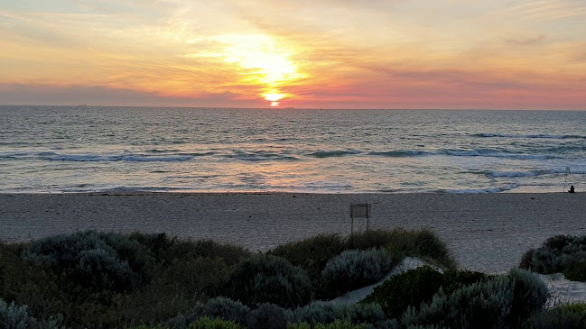 364 W Coast Dr, Trigg WA 6029