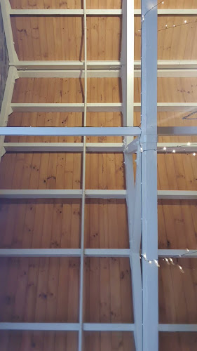 Frog's Hollow Saloon