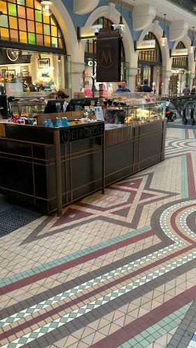 Opinii despre Metropole Cafe în Sydney - Hospitality and gastronomy