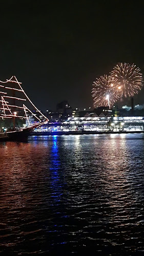 Sydney Cove Oyster Bar - Hospitality and gastronomy