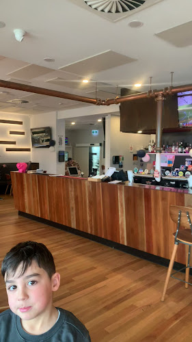 Opinii despre Valley Inn Hotel în South Geelong - Hospitality and gastronomy