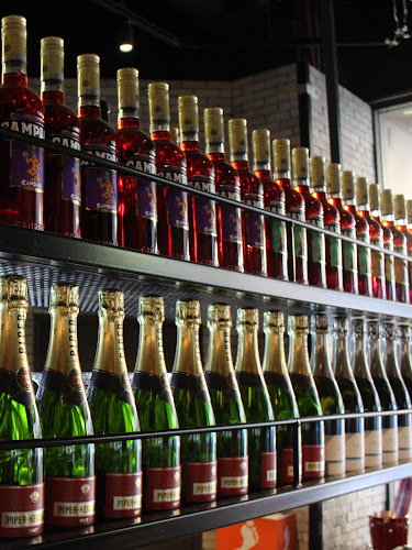 Opinii despre Macchiato Wood Fire Pizza and Coffee Roasters în Sydney - Hospitality and gastronomy