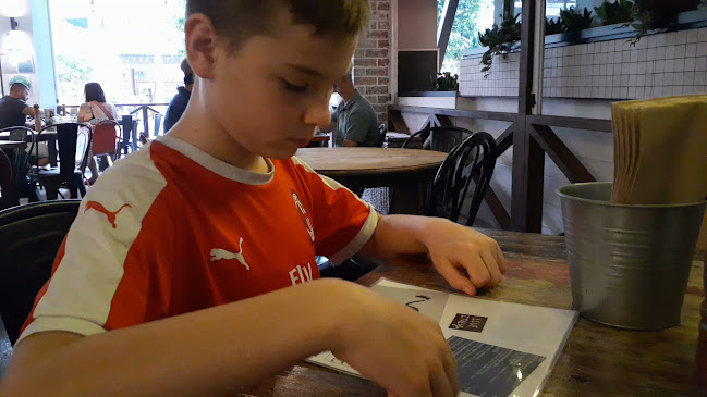 8/10 Cavill Ave, Surfers Paradise QLD 4217