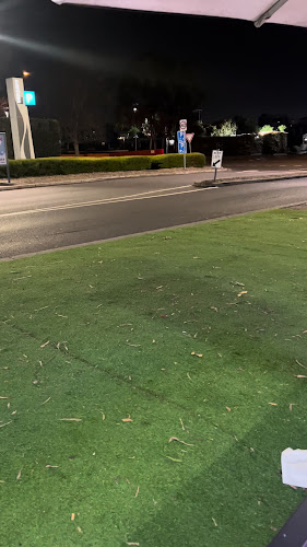 26/13 Lake St, Caroline Springs VIC 3023