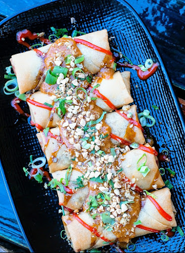 Pacifico Tiki Bar & Grill - Hospitality and gastronomy