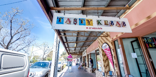 39 Meroo St, Bomaderry NSW 2541