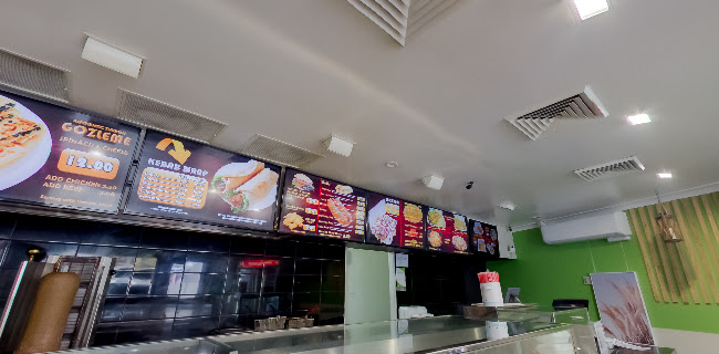 Comentarii opinii despre Mediterranean Banquet Kebab