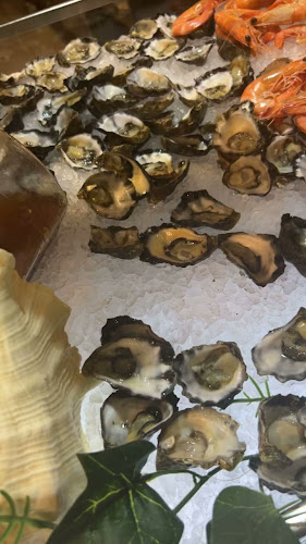 7 Staghorn Ave, Surfers Paradise QLD 4217