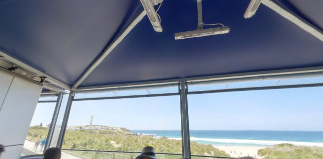 Steamers Bar and Grill - Hospitality and gastronomy