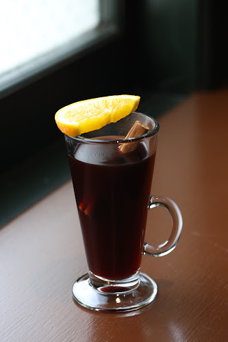 The Cricketers Bar - Hospitality and gastronomy