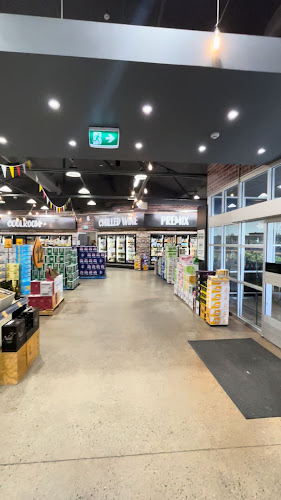 Opinii despre First Choice Liquor Market Maroubra în Maroubra - Hospitality and gastronomy