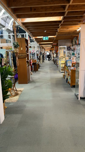 Opinii despre The Amazing Mill Markets în Newcomb - Hospitality and gastronomy