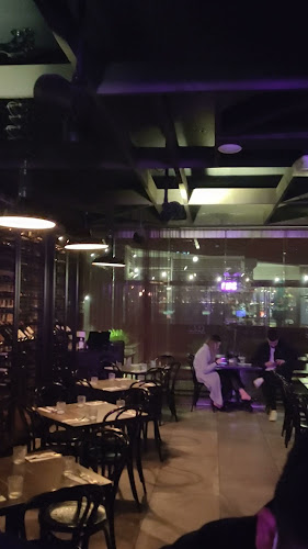 2/4 Riverside Quay, Southbank VIC 3006