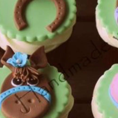 Opinii despre Sweet Mayada Cakes în Caroline Springs - Hospitality and gastronomy