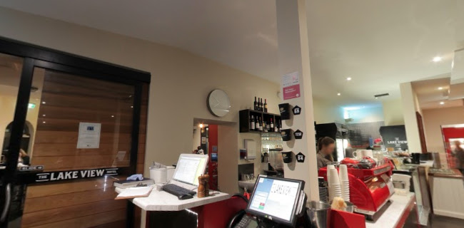 Comentarii opinii despre The Lake View Hotel