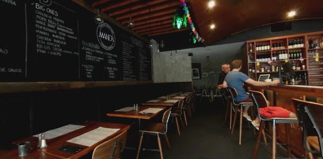 Opinii despre Mano's Tedder Avenue în Main Beach - Hospitality and gastronomy