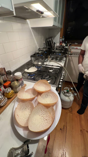 Crunchy Hoppers - Glen Waverley