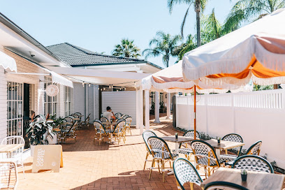 The Pantry Forresters Beach