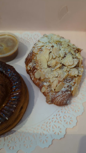 Opinii despre Lode Pies & Pastries Surry Hills în Surry Hills - Hospitality and gastronomy