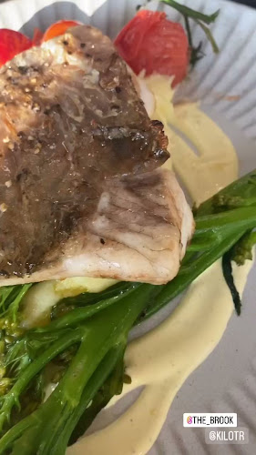 Opinii despre The Brook Bar & Bistro în Ellenbrook - Hospitality and gastronomy