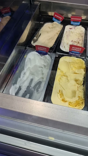 Opinii despre Cold Rock Ice Creamery Caroline Springs în Caroline Springs - Hospitality and gastronomy