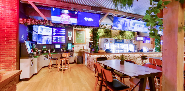 47 Thomas Dr, Surfers Paradise QLD 4217