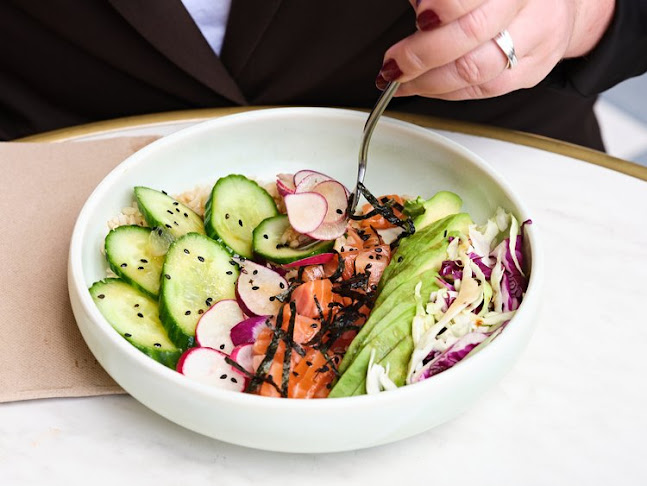 Comentarii opinii despre Jardin St James