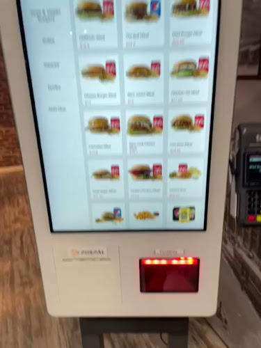 Opinii despre Mad Burger West End în West End - Hospitality and gastronomy