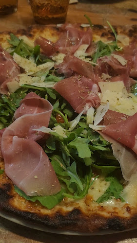 Opinii despre Goccia Italian Pizzeria în Mermaid Beach - Hospitality and gastronomy