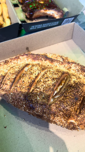 Opinii despre Crust Pizza Weston în Weston - Hospitality and gastronomy