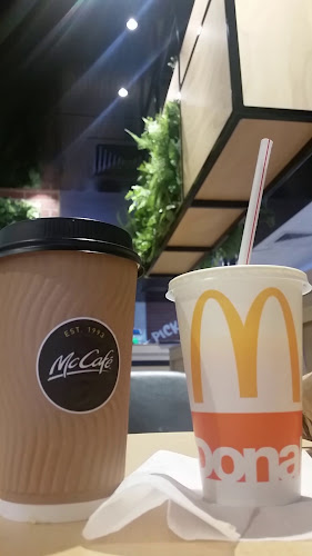 Opinii despre McDonald's Coffs Harbour Service Centre în Coffs Harbour - Hospitality and gastronomy