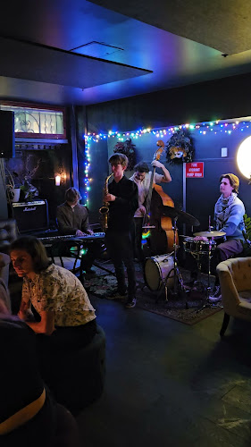 The Swinging Cat - Hospitality and gastronomy