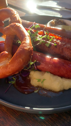 Comentarii opinii despre The Haus Restaurant