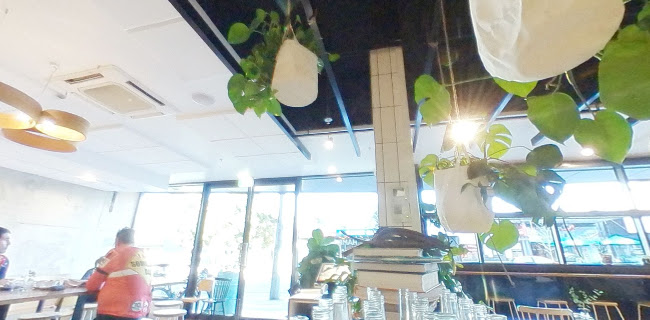 Opinii despre The Hamptons Bakery în Hampton - Hospitality and gastronomy