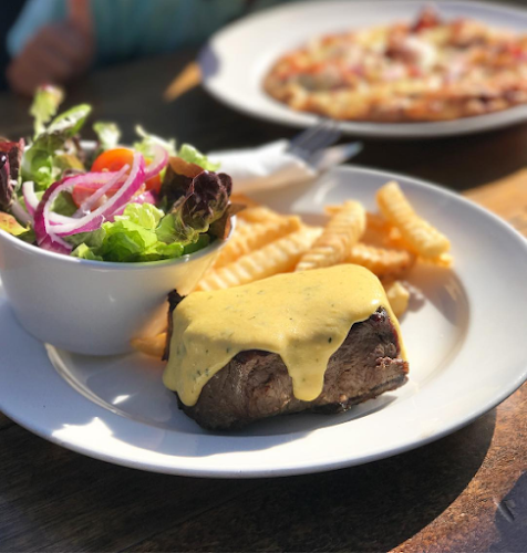 Arcadia Hotel - South Yarra