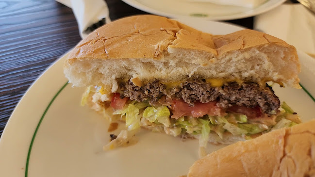 Camelot Gourmet Pizza - Hospitality and gastronomy