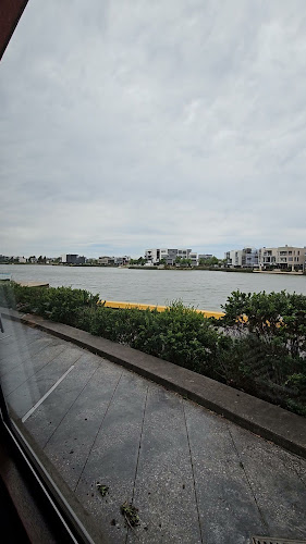 Slices Caroline Springs - Hospitality and gastronomy