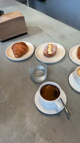 Opinii despre Lune Croissanterie South Brisbane în South Brisbane - Hospitality and gastronomy