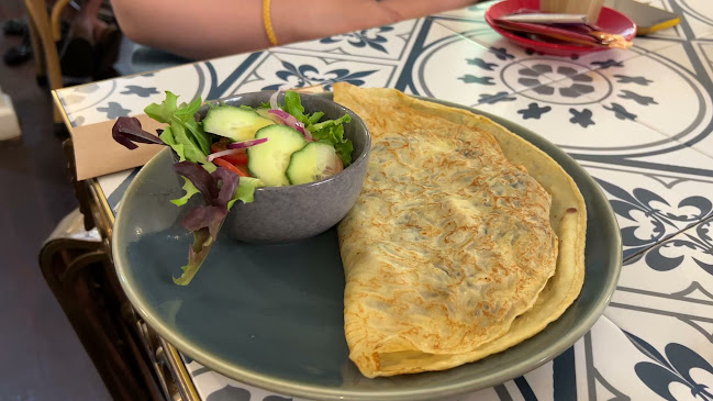 Le Jardin Cafe Restaurant - Main Beach