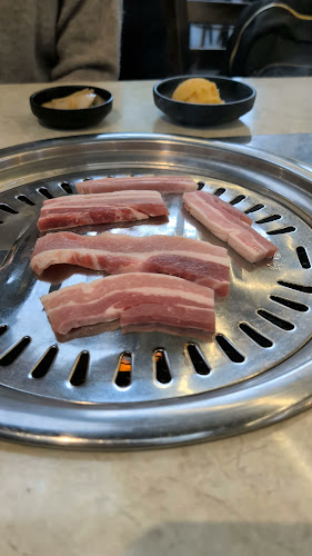 Yang San Park - Hospitality and gastronomy