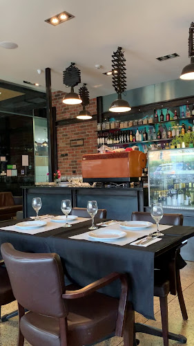 Opinii despre Darbar Fine Indian Cuisine în Braddon - Hospitality and gastronomy