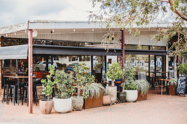 The Front Gallery & Cafe