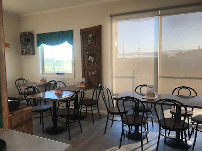 Meander Store & LPO, Meander Bridge Cafe