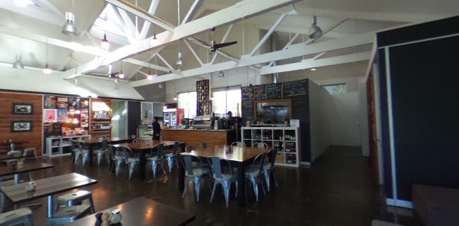 Comentarii opinii despre Ample Cafe & Bar