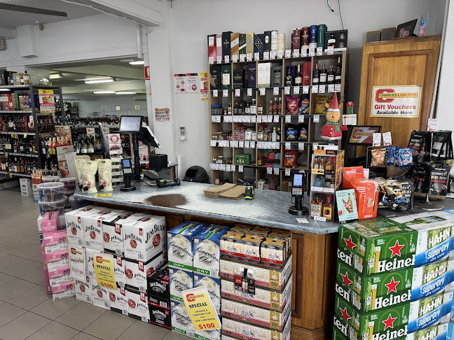 Charlies Liquor Barn Warilla - Hospitality and gastronomy